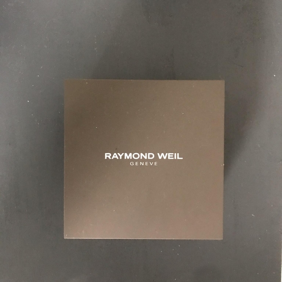 Men's Raymond Weil Tango Watch - Picture 8 of 9